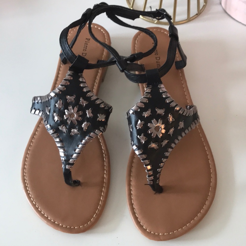 NWT Pierre Dumas Sandals (jack Rogers dupe)